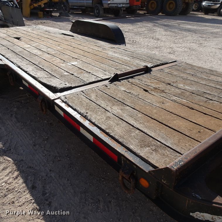 image for item GI9782 2004 Trail King TKT12U utility trailer