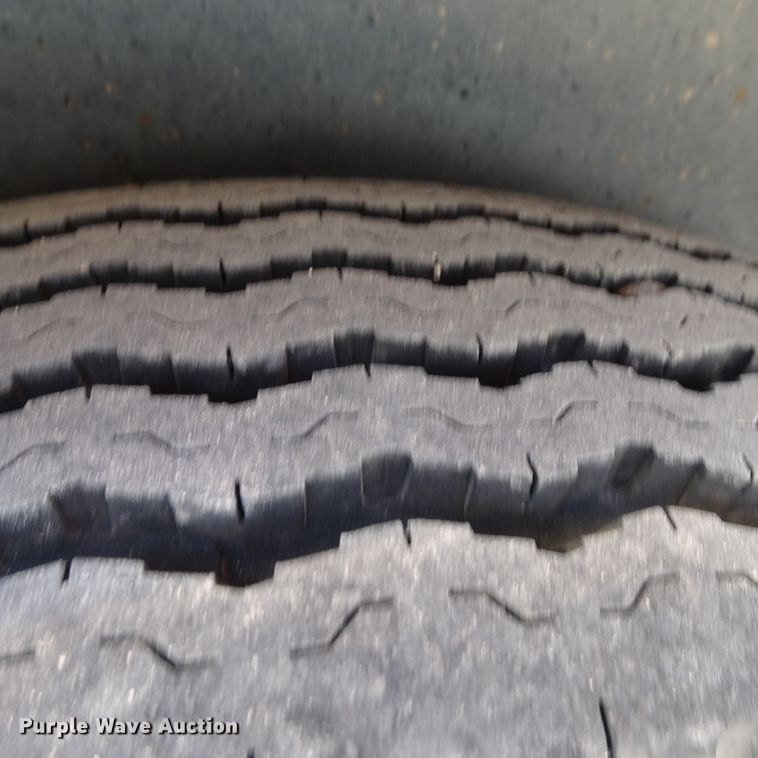 image for item GI9782 2004 Trail King TKT12U utility trailer