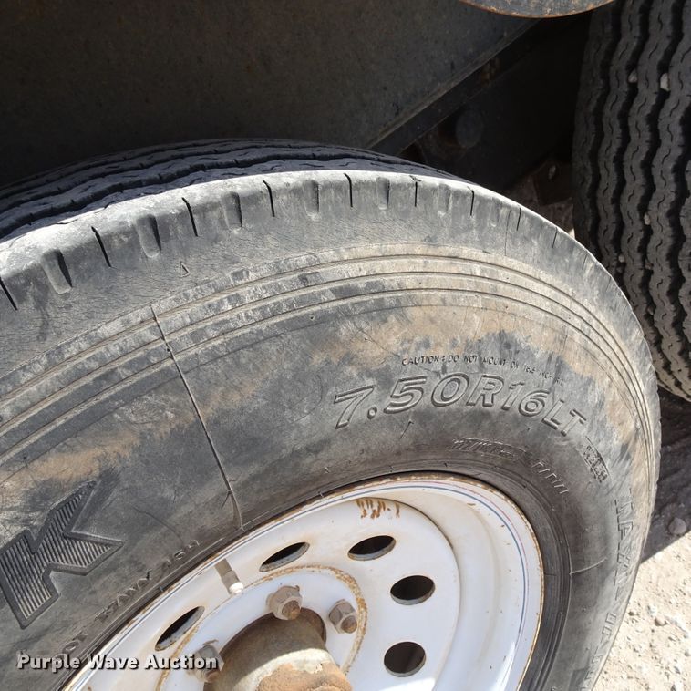 image for item GI9782 2004 Trail King TKT12U utility trailer