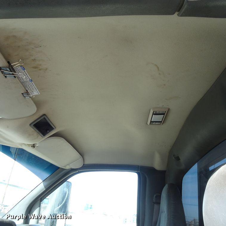 image for item GI9784 2008 Chevrolet C4500 flatbed truck