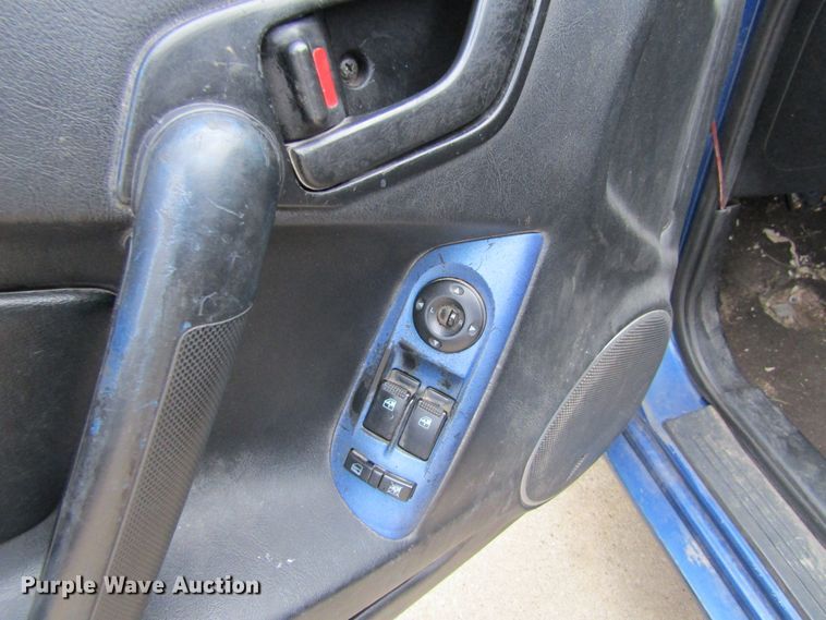 image for item H1245 2005 Hyundai Tiburon