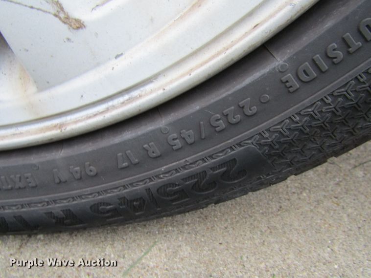 image for item H1245 2005 Hyundai Tiburon