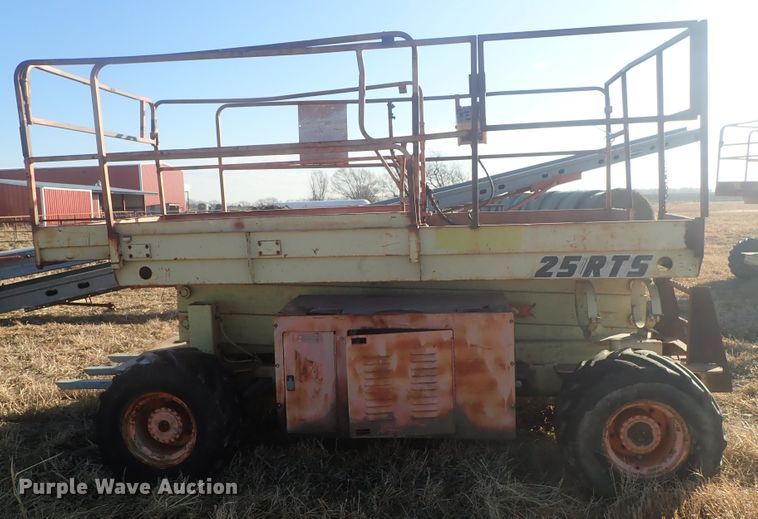 image for item DC3398 JLG 25RTS scissor lift