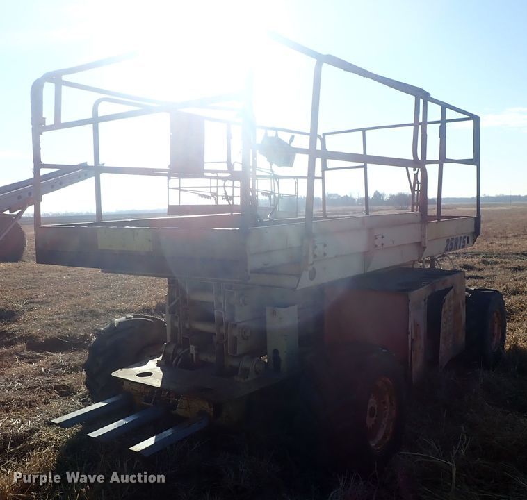 image for item DC3398 JLG 25RTS scissor lift