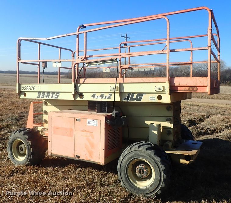 image for item DC3399 JLG 35RTS scissor lift