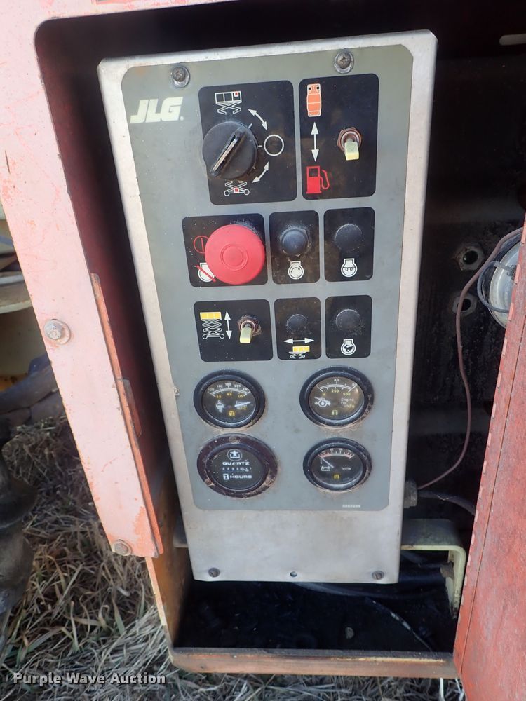 image for item DC3399 JLG 35RTS scissor lift