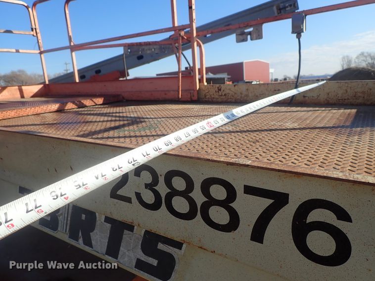 image for item DC3399 JLG 35RTS scissor lift