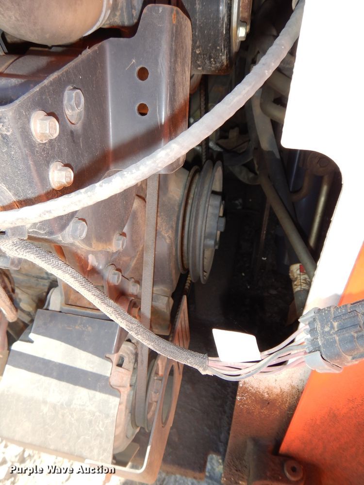 image for item DH4301 2003 Bobcat S250 skid steer