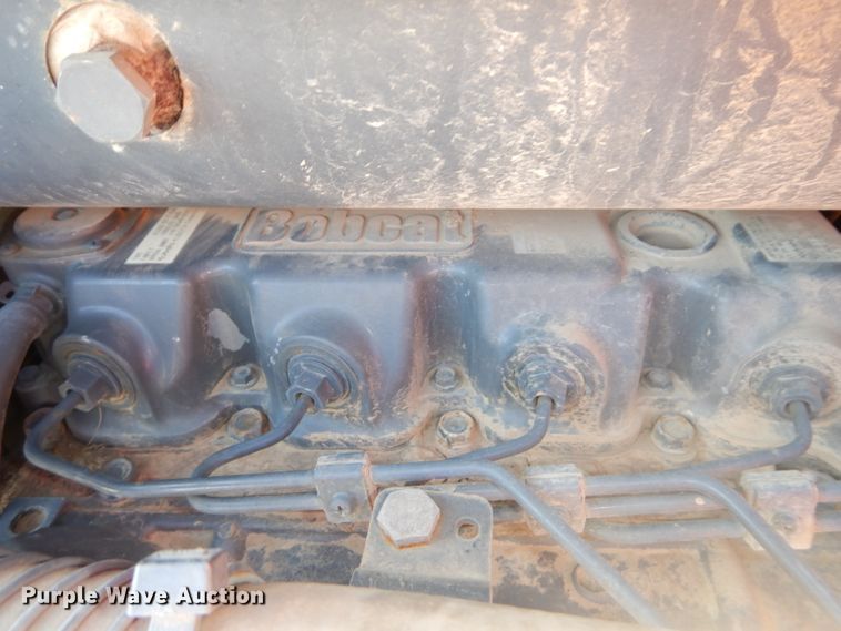 image for item DH4301 2003 Bobcat S250 skid steer