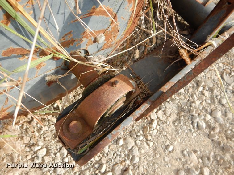 image for item DI9162 Case skid steer broom