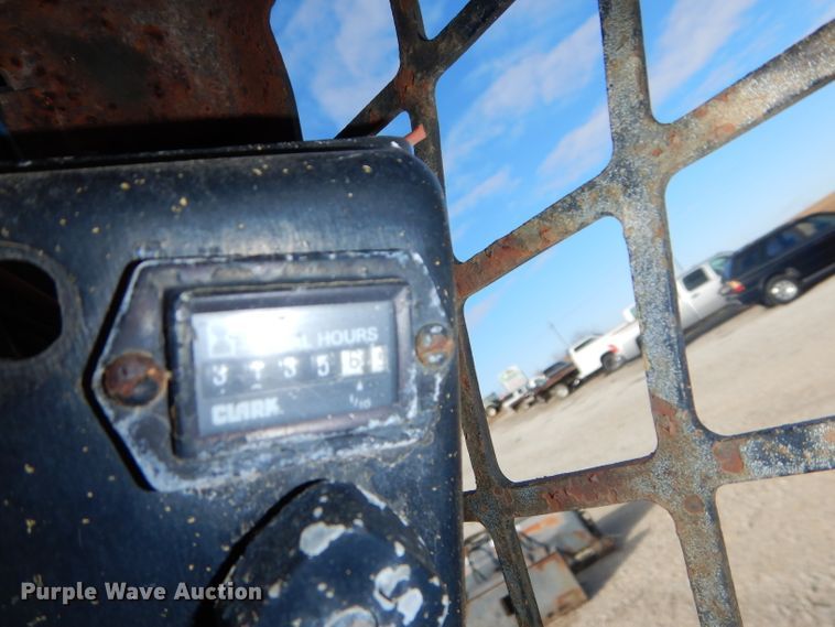 image for item DI9163 1981 Bobcat 742 skid steer