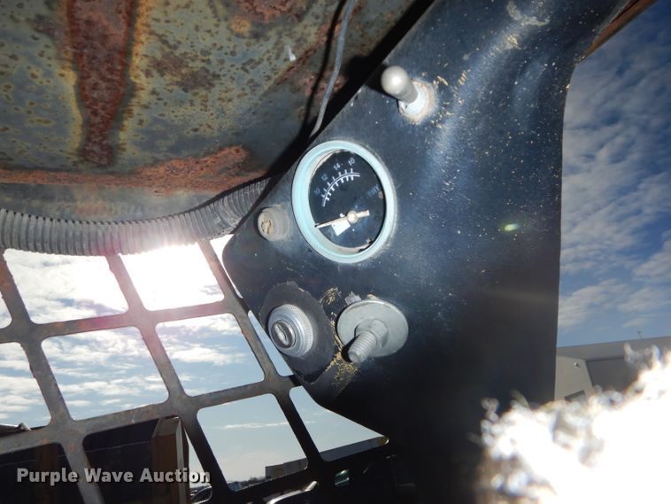 image for item DI9163 1981 Bobcat 742 skid steer