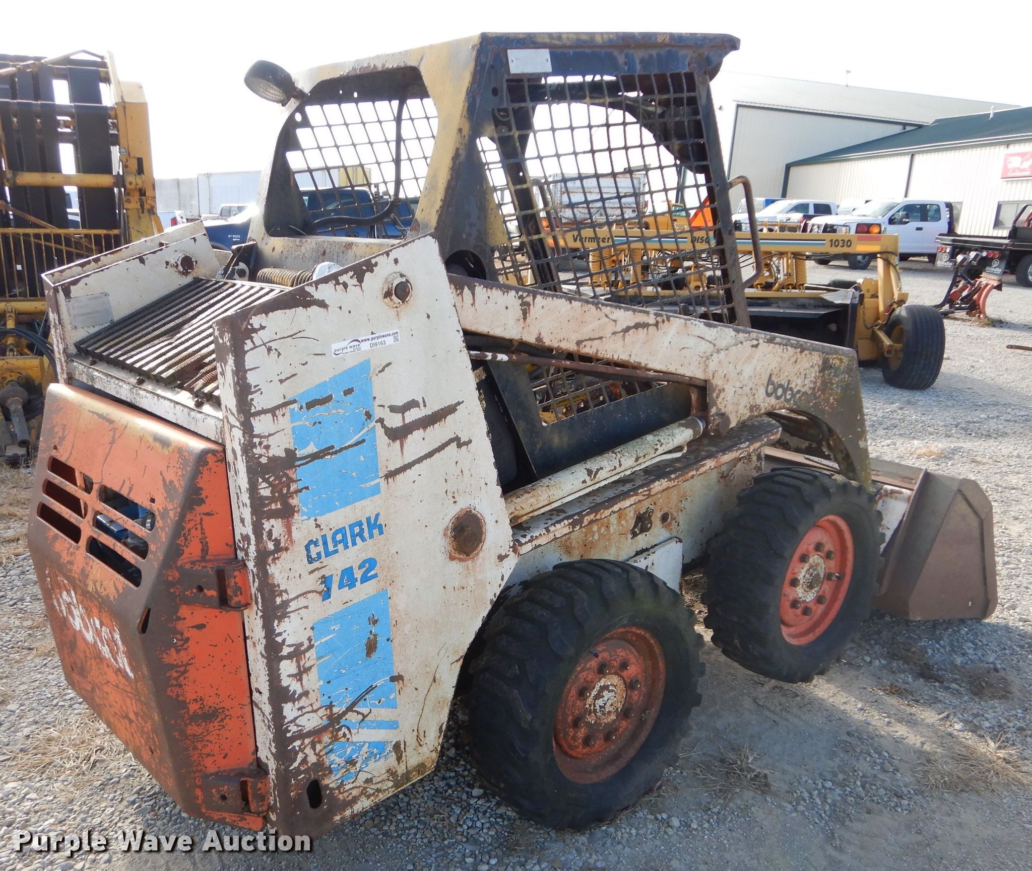 1981 Bobcat 742 skid steer in Mclouth, KS Item DI9163 sold Purple Wave