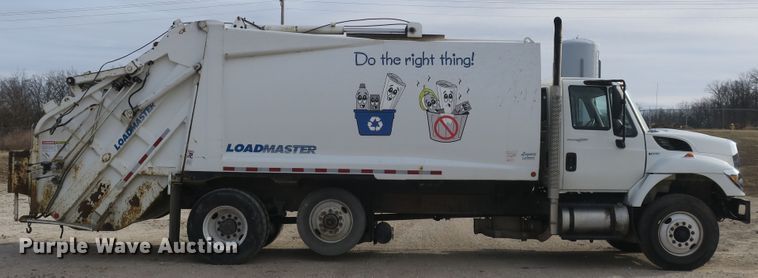 image for item DB10094 2012 International WorkStar 7400 refuse truck