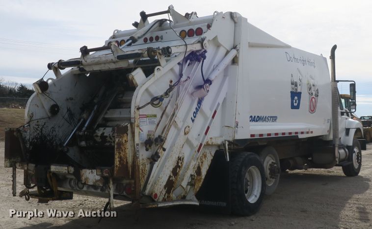 image for item DB10094 2012 International WorkStar 7400 refuse truck