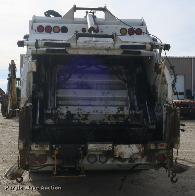 image for item DB10094 2012 International WorkStar 7400 refuse truck