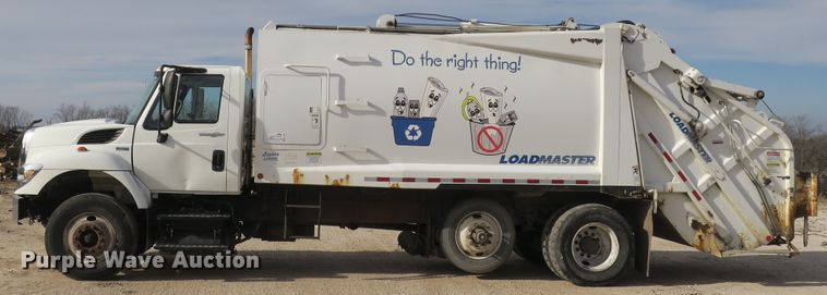 image for item DB10094 2012 International WorkStar 7400 refuse truck