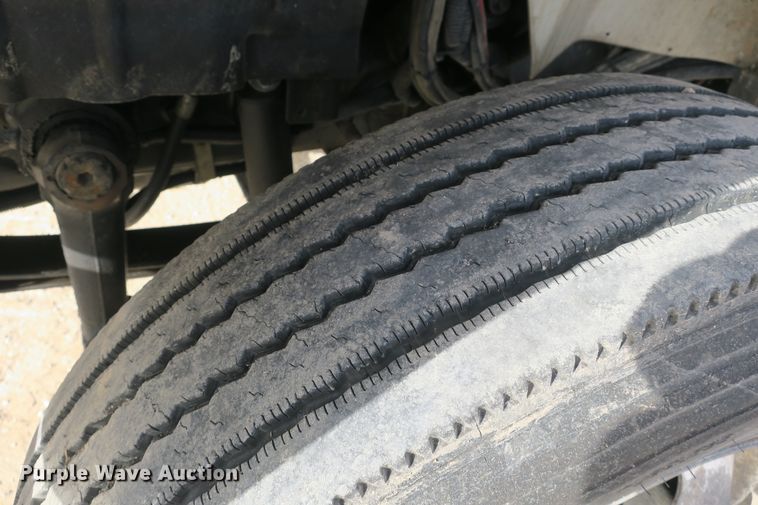 image for item DB10094 2012 International WorkStar 7400 refuse truck