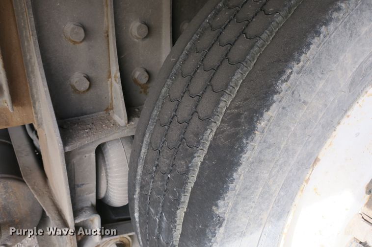 image for item DB10094 2012 International WorkStar 7400 refuse truck