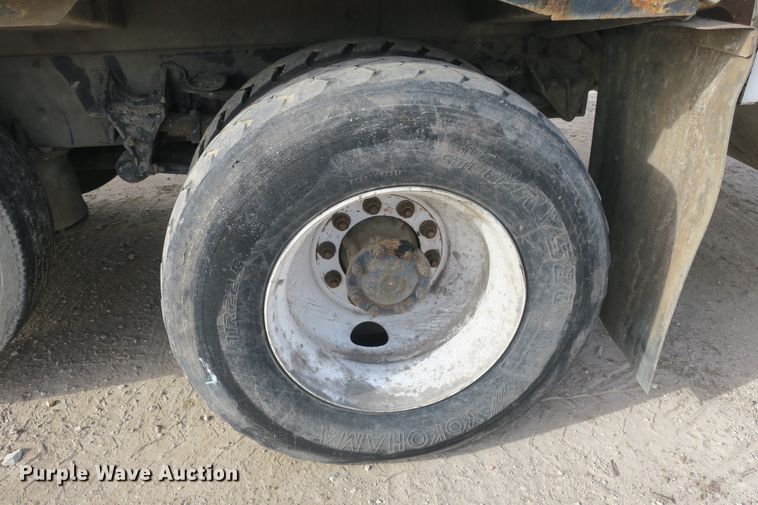 image for item DB10094 2012 International WorkStar 7400 refuse truck