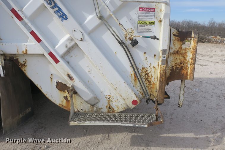 image for item DB10094 2012 International WorkStar 7400 refuse truck