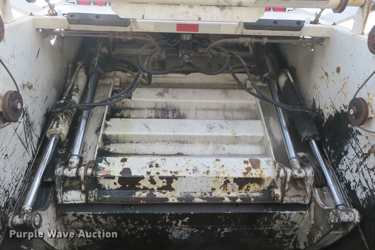 image for item DB10094 2012 International WorkStar 7400 refuse truck