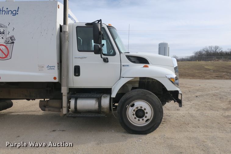 image for item DB10094 2012 International WorkStar 7400 refuse truck