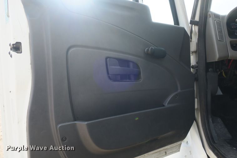 image for item DB10094 2012 International WorkStar 7400 refuse truck