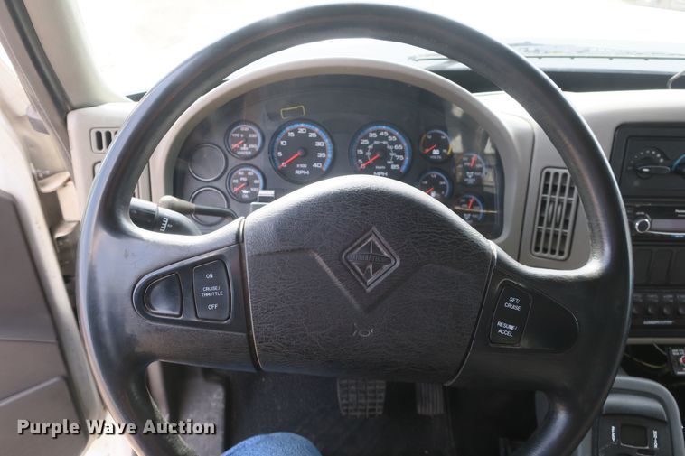 image for item DB10094 2012 International WorkStar 7400 refuse truck