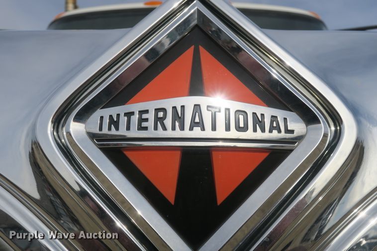 image for item DB10094 2012 International WorkStar 7400 refuse truck