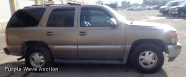 image for item DC3386 2003 GMC Yukon SUV
