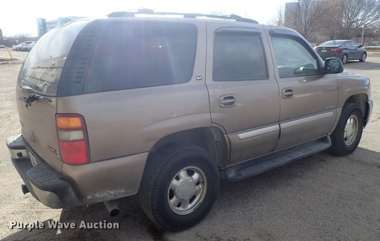 image for item DC3386 2003 GMC Yukon SUV
