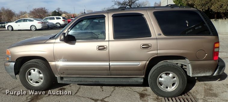 image for item DC3386 2003 GMC Yukon SUV