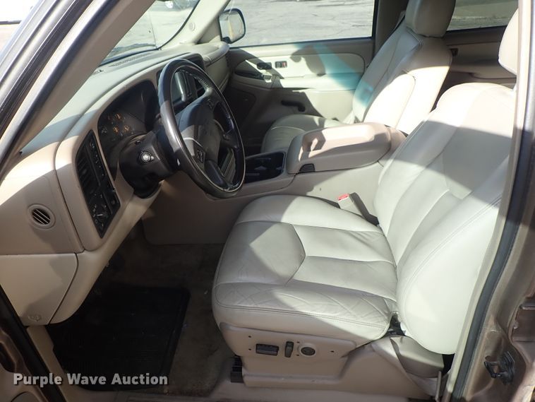 image for item DC3386 2003 GMC Yukon SUV