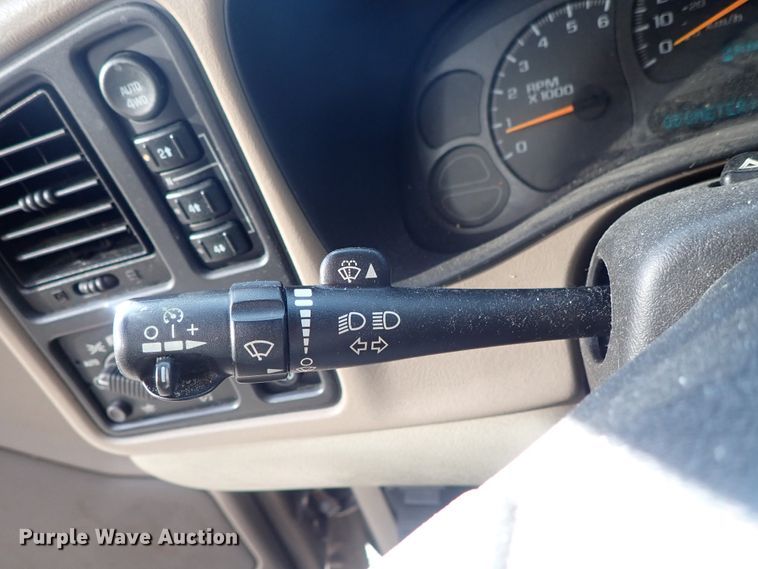 image for item DC3386 2003 GMC Yukon SUV