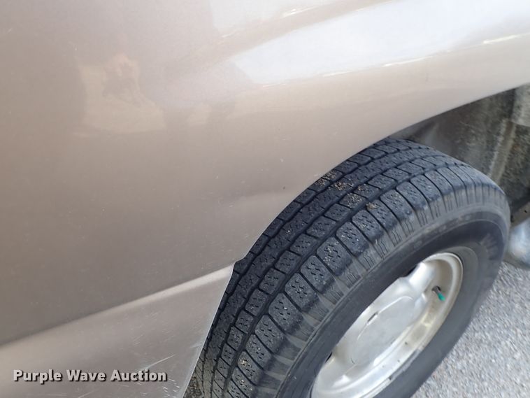 image for item DC3386 2003 GMC Yukon SUV