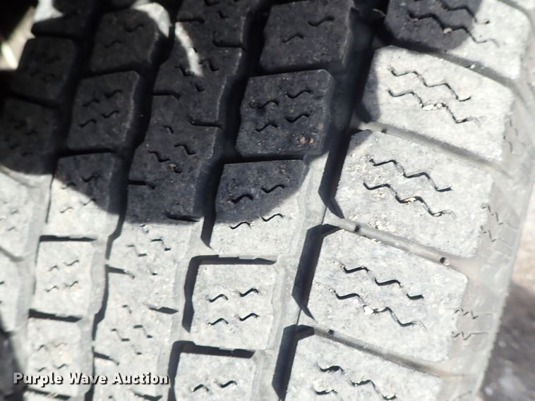 image for item DC3386 2003 GMC Yukon SUV