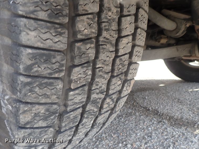 image for item DC3386 2003 GMC Yukon SUV