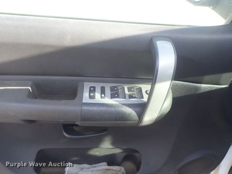 image for item DC3400 2008 GMC Sierra 1500 Ext. Cab pickup truck