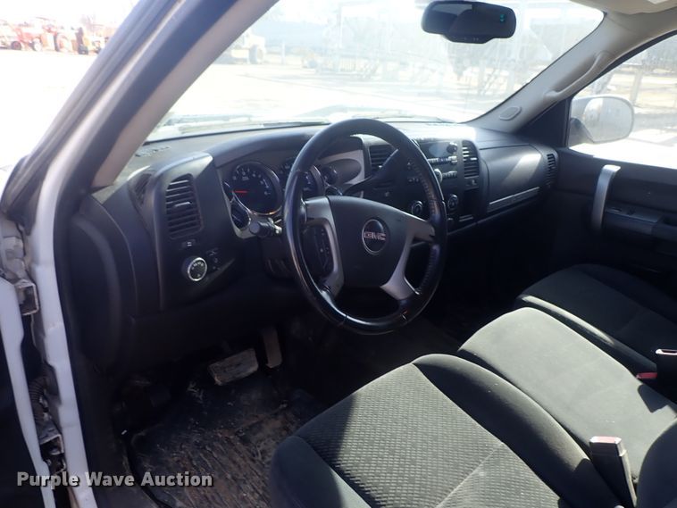 image for item DC3400 2008 GMC Sierra 1500 Ext. Cab pickup truck