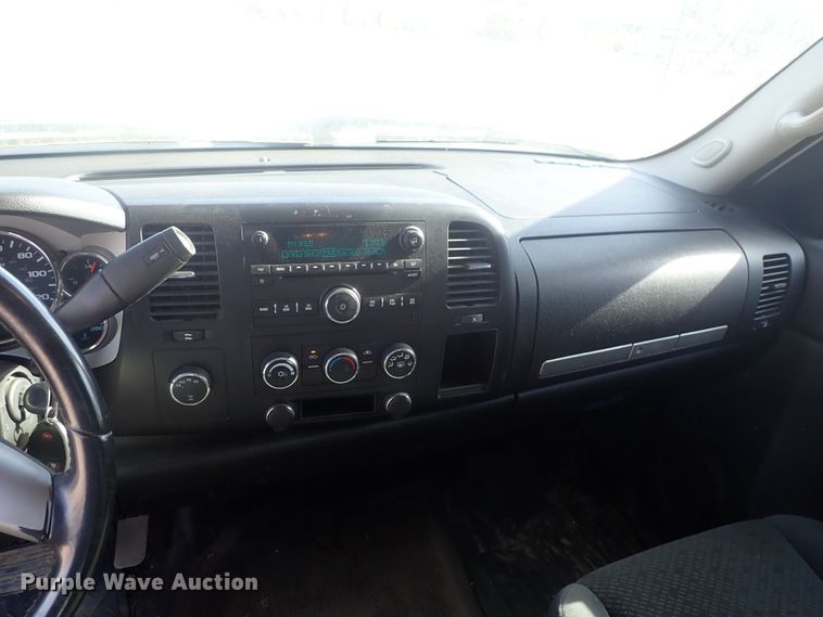 image for item DC3400 2008 GMC Sierra 1500 Ext. Cab pickup truck