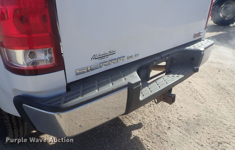 image for item DC3400 2008 GMC Sierra 1500 Ext. Cab pickup truck