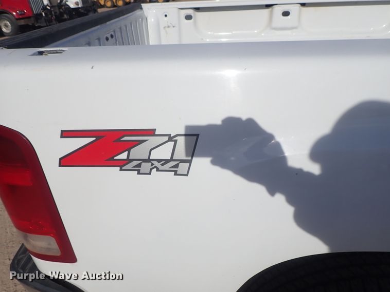 image for item DC3400 2008 GMC Sierra 1500 Ext. Cab pickup truck