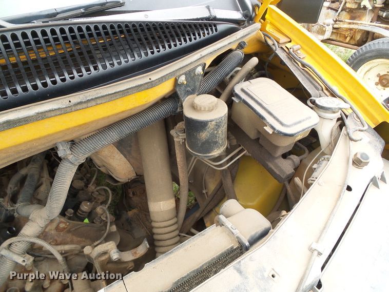 image for item DC5046 1999 Chevrolet Express 3500 school bus