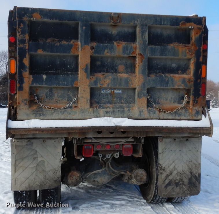 image for item DE4199 2006 Sterling L-Line dump truck