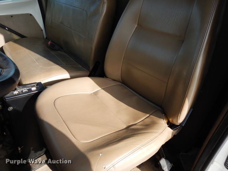 image for item DE4199 2006 Sterling L-Line dump truck