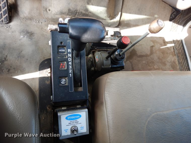 image for item DE4199 2006 Sterling L-Line dump truck