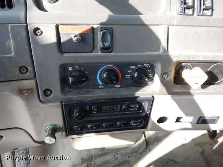 image for item DE4199 2006 Sterling L-Line dump truck