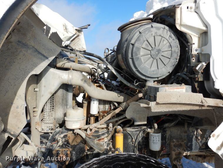 image for item DE4199 2006 Sterling L-Line dump truck