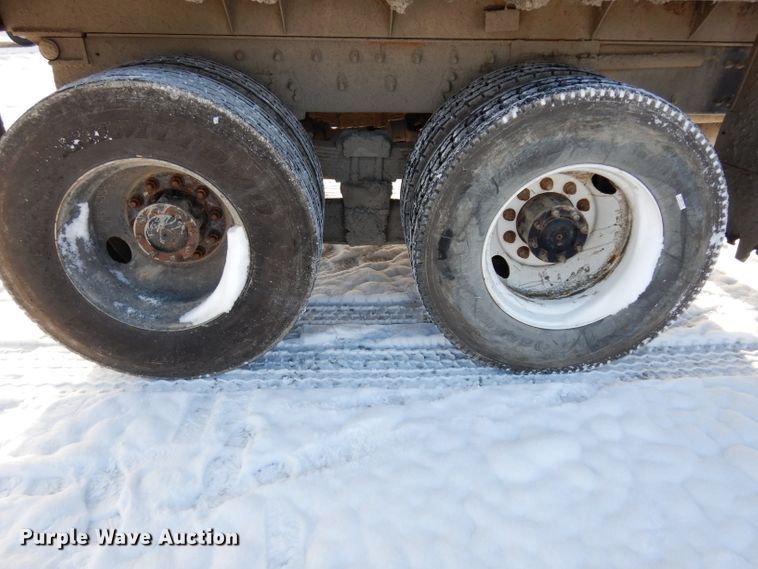 image for item DE4199 2006 Sterling L-Line dump truck
